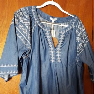 Blue cotton mix blouse.